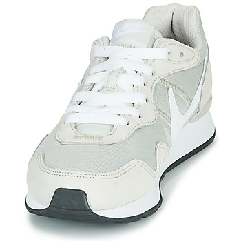 Nike VENTURE RUNNER Beżowy / Biały