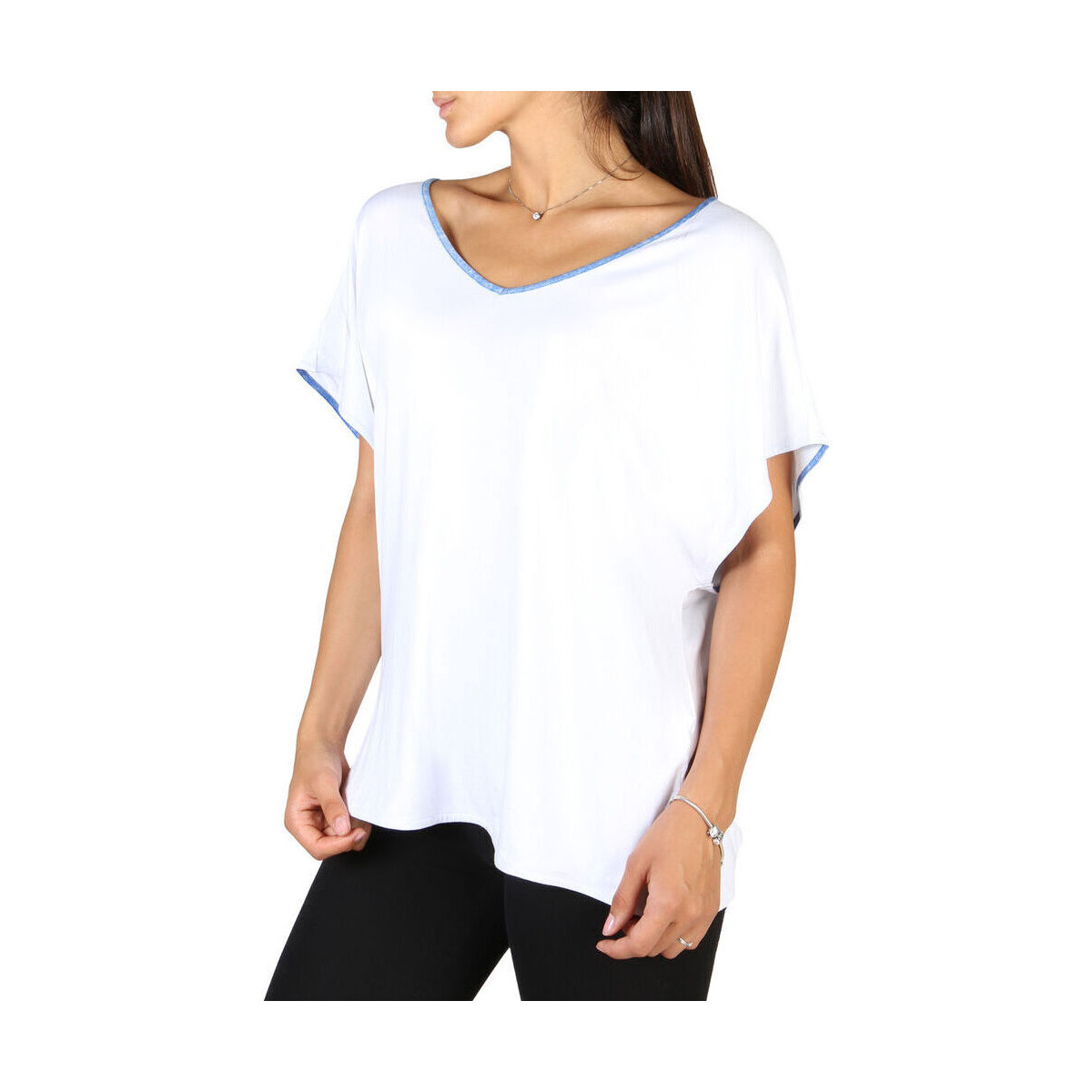 tekstylia Damskie T-shirty z krótkim rękawem Emporio Armani EA7 - 3ytt53_tj40z Biały