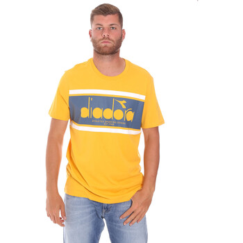 tekstylia Męskie T-shirty z krótkim rękawem Diadora 502176632 Żółty