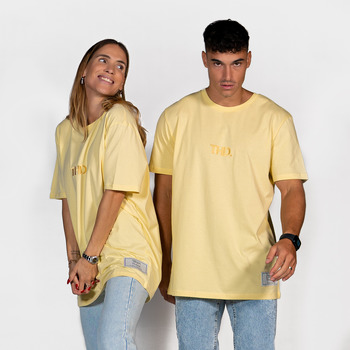 tekstylia T-shirty z krótkim rękawem THEAD.  Żółty