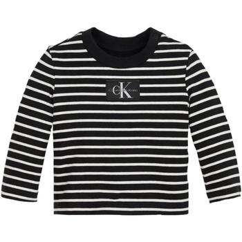 tekstylia Kurtki wiatrówki Calvin Klein Jeans  Czarny
