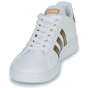 Adidas Sportswear GRAND COURT 2.0 K Biały / Złoty