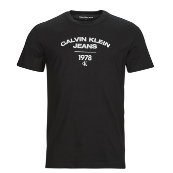 tekstylia Męskie T-shirty z krótkim rękawem Calvin Klein Jeans VARSITY CURVE LOGO T-SHIRT Czarny