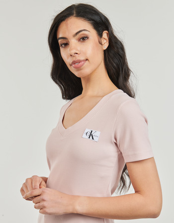 Calvin Klein Jeans WOVEN LABEL RIB V-NECK TEE Beżowy