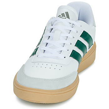 Adidas Sportswear COURTBLOCK Banc / Zielony / Gum