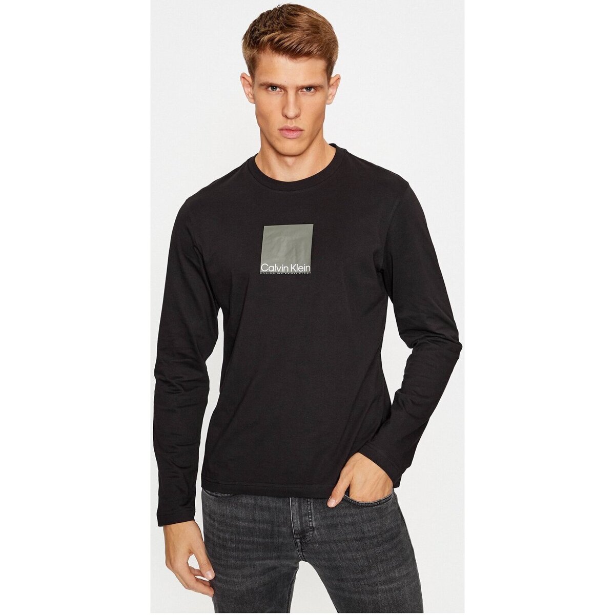 tekstylia Męskie T-shirty z długim rękawem Calvin Klein Jeans K10K111835 Czarny